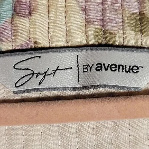 Soft by Avenue Beige Floral Silk Quilted Lightweight Jacket Women Size 14/16 - Picture 3 of 10